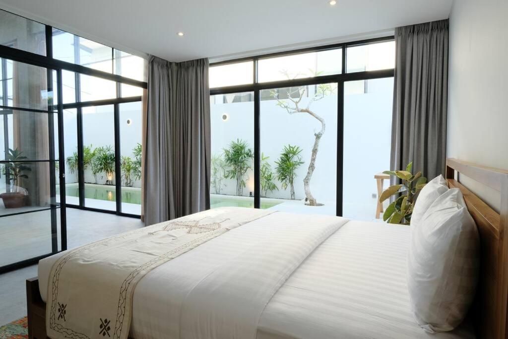 Manresa Villa Bali 2 Чангу Экстерьер фото